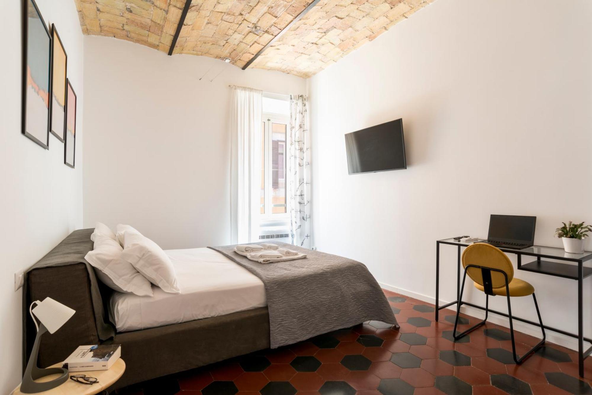 Half Palace, Relaxing Apartment In Rome San Lorenzo Eksteriør bilde